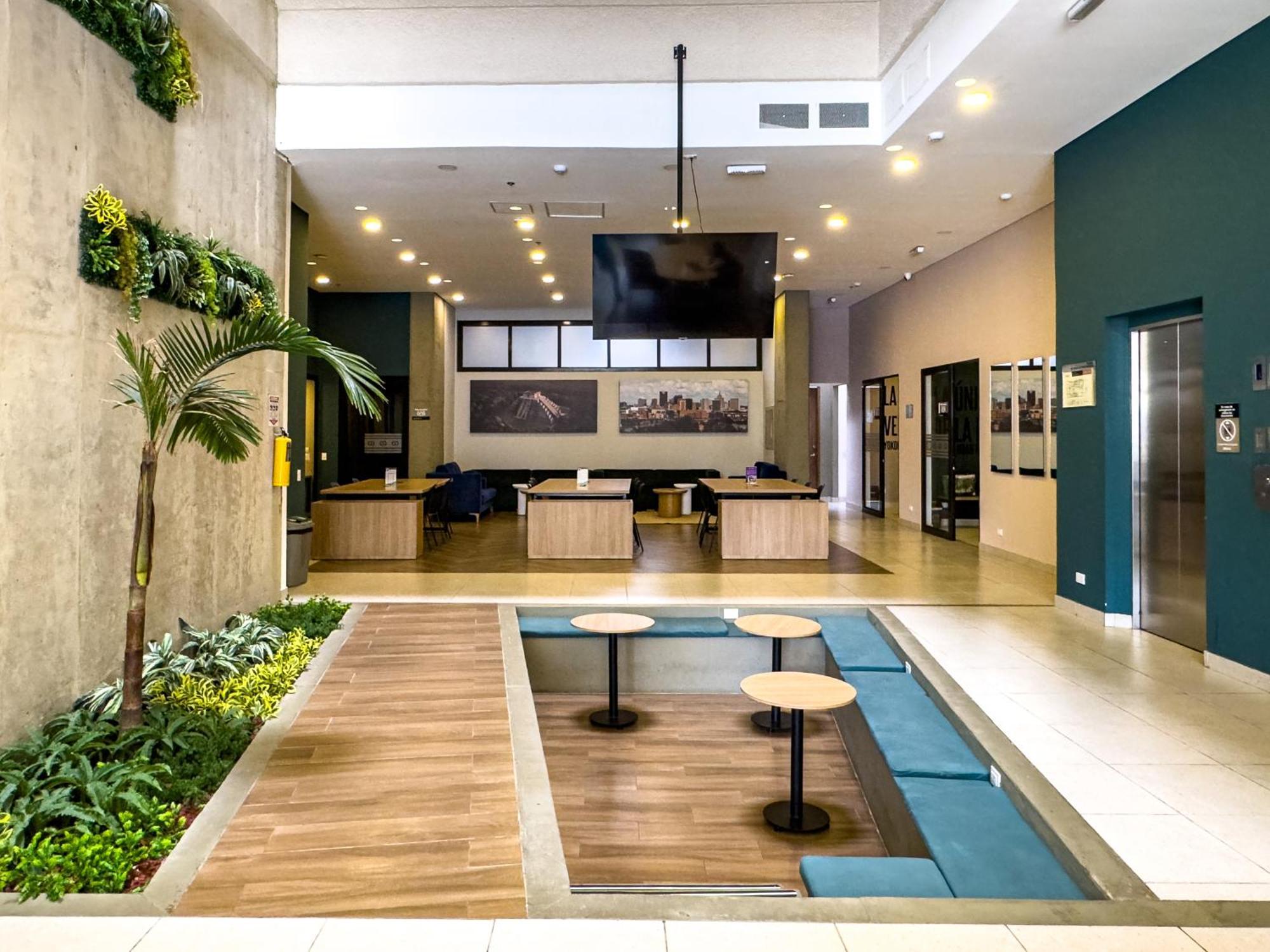 The Hood 102, Modern And Luxury Apartments Богота Екстериор снимка